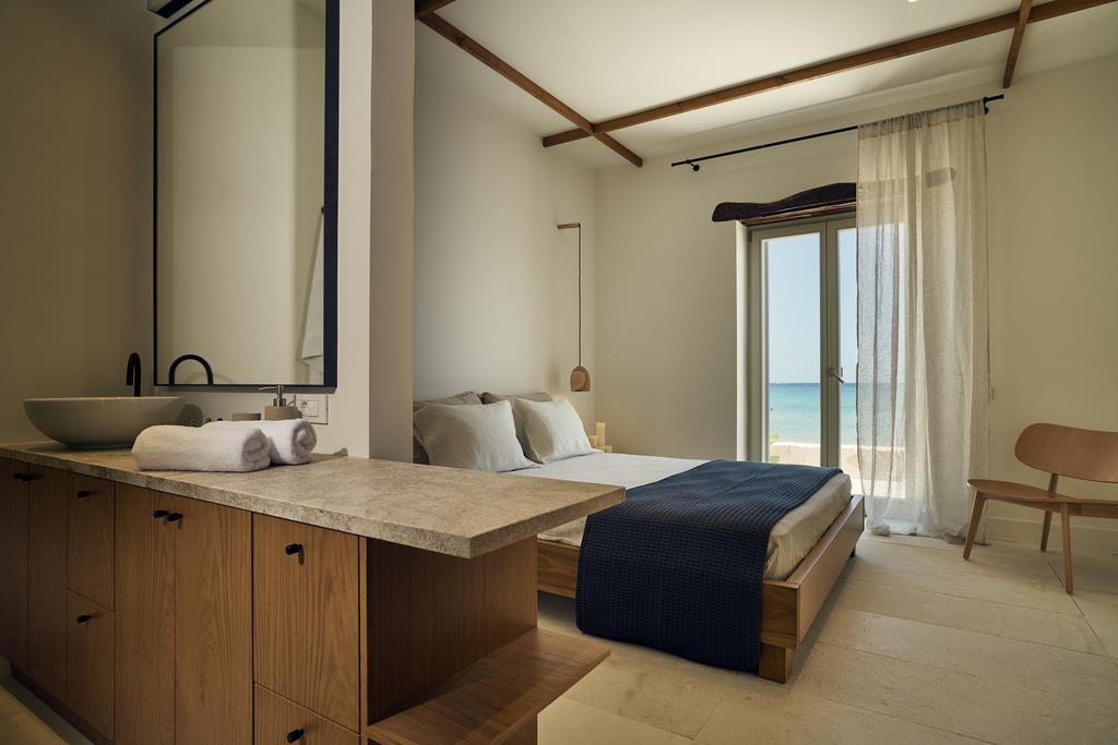 Niova Villa - Seafront, Private Pool And Ionian Sea Views, By Zantewize Alykes  Exteriér fotografie