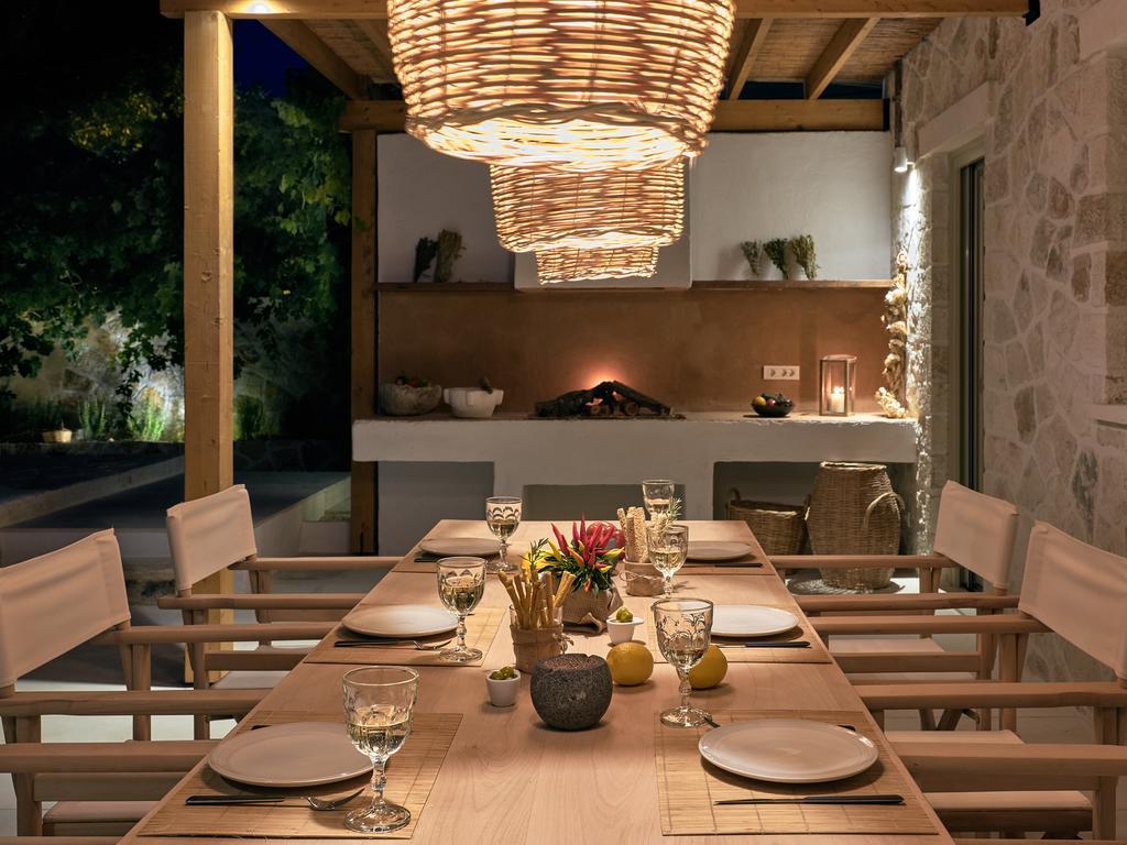Niova Villa - Seafront, Private Pool And Ionian Sea Views, By Zantewize Alykes  Exteriér fotografie